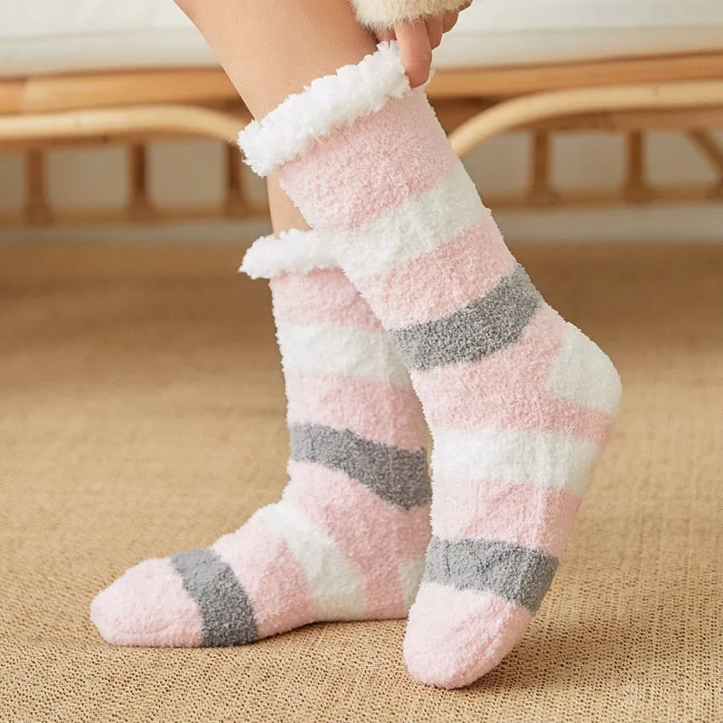 Bulk Orders Discount Thickened Winter Woven Thermal Cashmere Socks Women's Carpet Slippers