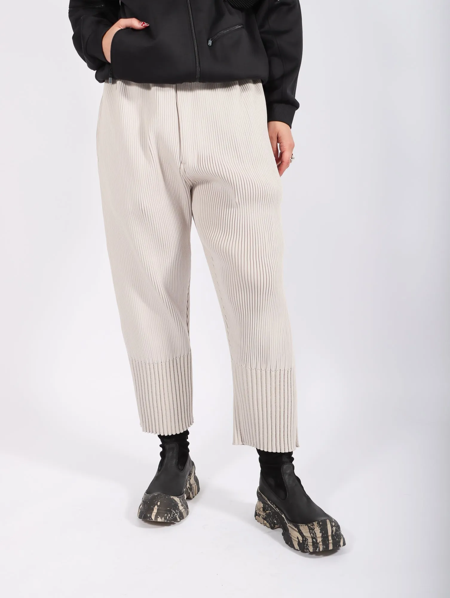 Fluted Taper Pants in Light Beige by CFCL